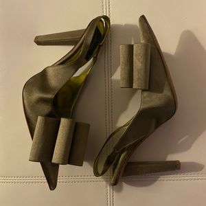 Marc Jacobs Runway Bow Heels